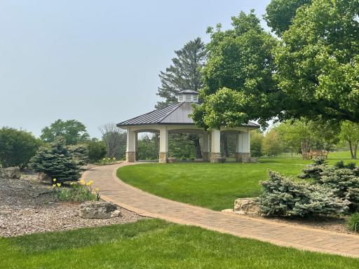 1441 Palmer Drive N, Lake Elmo, MN 55042