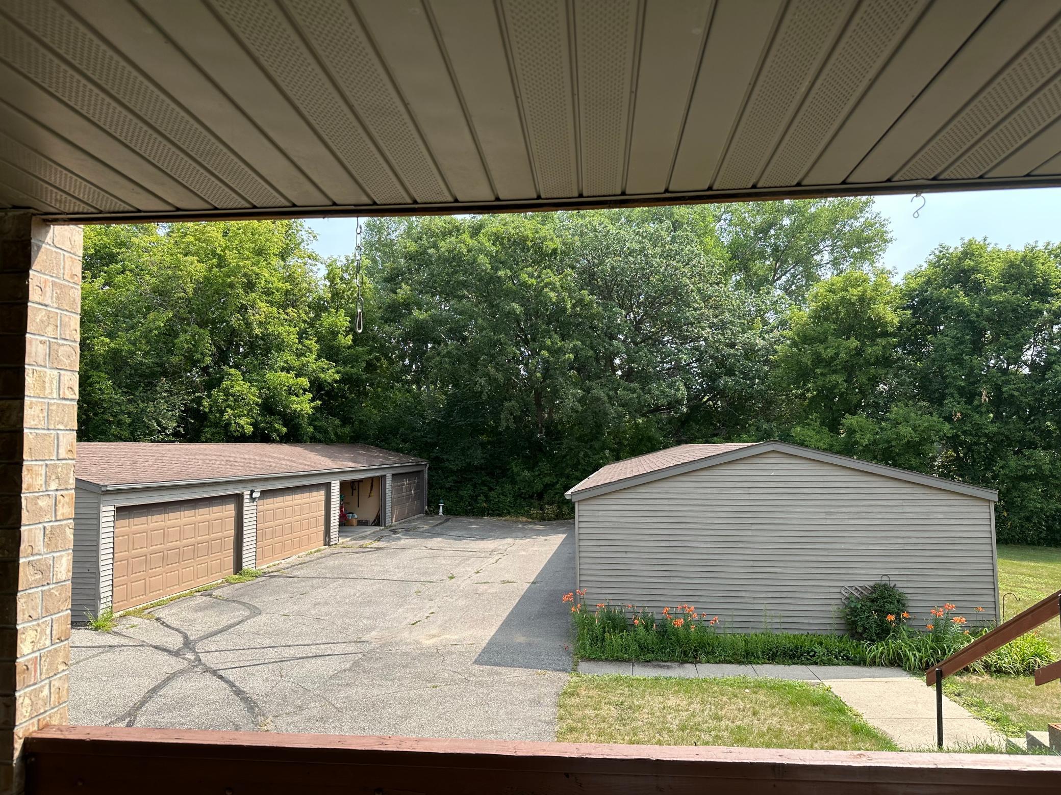1327 Corbett Garage.jpg