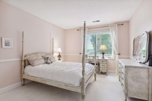 3131 Lafayette Ridge Road, Wayzata, MN 55391