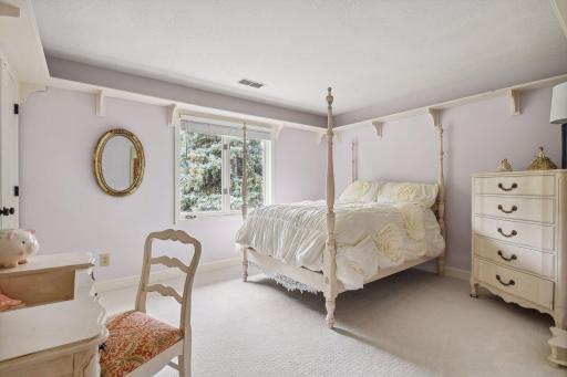 3131 Lafayette Ridge Road, Wayzata, MN 55391