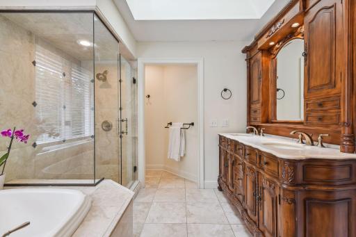 3131 Lafayette Ridge Road, Wayzata, MN 55391