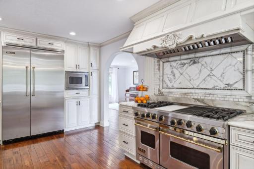3131 Lafayette Ridge Road, Wayzata, MN 55391
