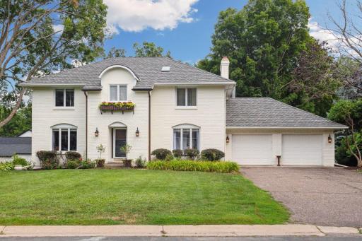 3131 Lafayette Ridge Road, Wayzata, MN 55391
