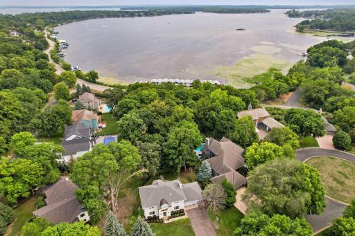 3131 Lafayette Ridge Road, Wayzata, MN 55391