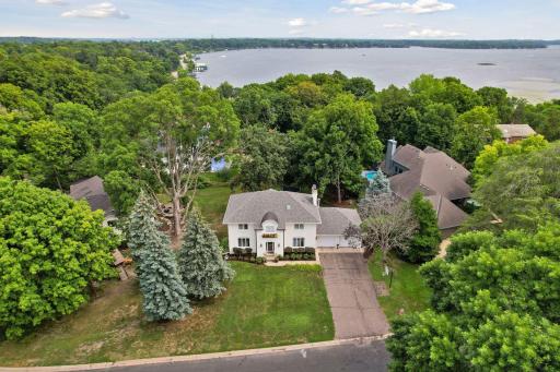 3131 Lafayette Ridge Road, Wayzata, MN 55391
