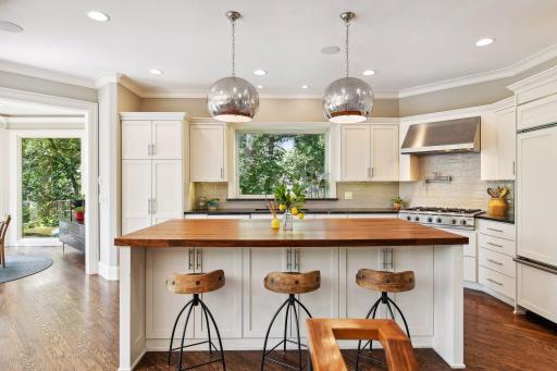 70 Highland Avenue, Excelsior, MN 55331