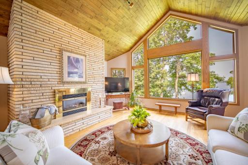 11531 Lower Gull Lake Trail, Brainerd, MN 56401