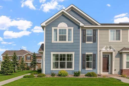 11898 84th Avenue N, Maple Grove, MN 55369