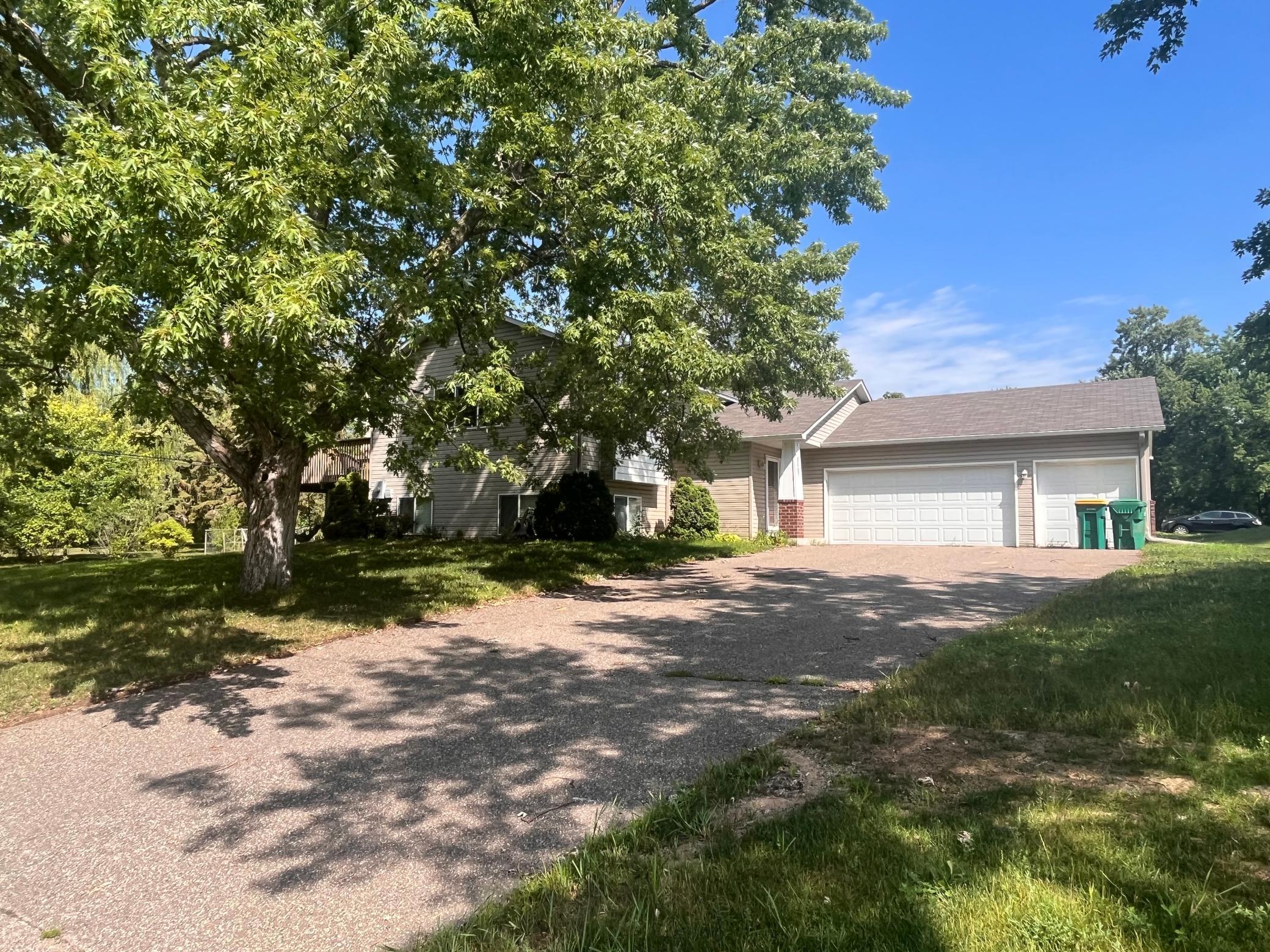 Photo for 8001 N Regent Avenue N, Brooklyn Park, MN 55443 - Listing #6413939 8001 N Regent Avenue N, Brooklyn Park, MN 55443