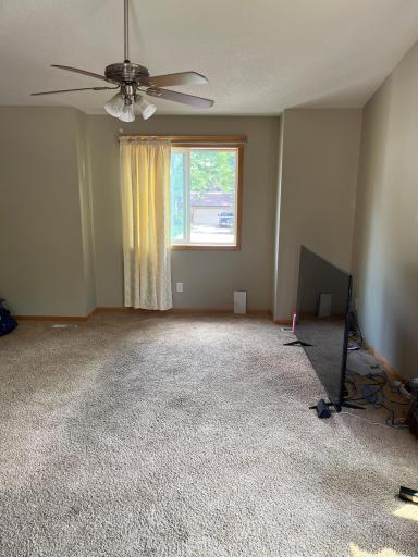 8001 N Regent Avenue N, Brooklyn Park, MN 55443