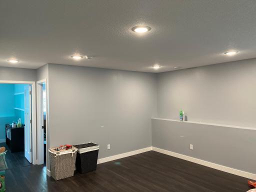 8001 N Regent Avenue N, Brooklyn Park, MN 55443