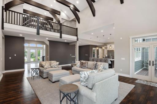 1811 Crestview Court, Red Wing, MN 55066
