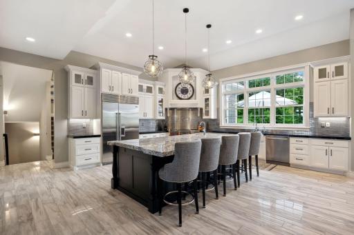 1811 Crestview Court, Red Wing, MN 55066