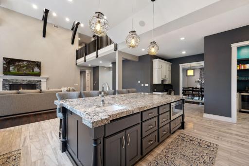 1811 Crestview Court, Red Wing, MN 55066