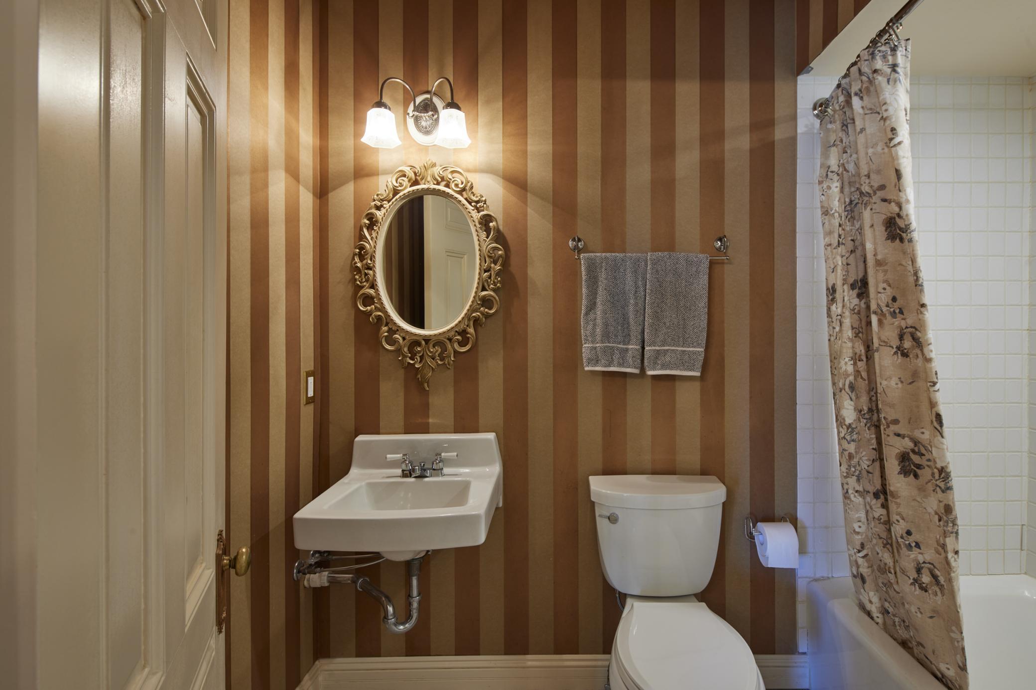 3rd Floor BR Suite