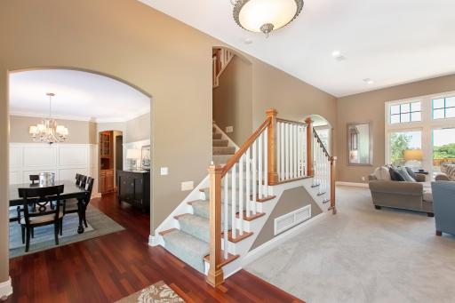 18803 Vogel Farm Trail, Eden Prairie, MN 55347