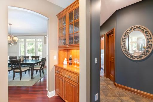 18803 Vogel Farm Trail, Eden Prairie, MN 55347