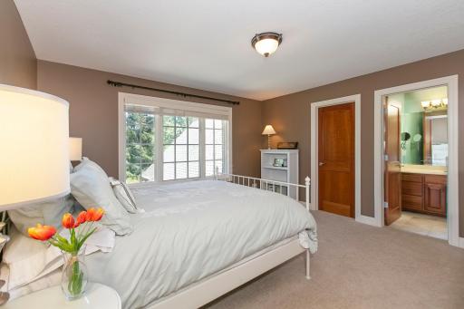 18803 Vogel Farm Trail, Eden Prairie, MN 55347