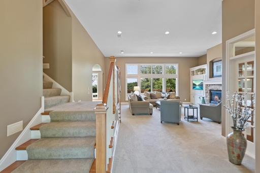 18803 Vogel Farm Trail, Eden Prairie, MN 55347