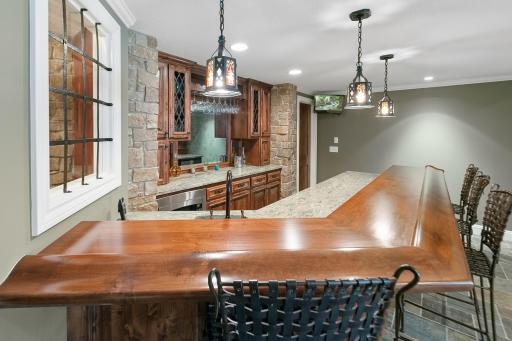 18803 Vogel Farm Trail, Eden Prairie, MN 55347