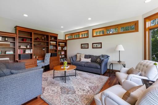 18803 Vogel Farm Trail, Eden Prairie, MN 55347