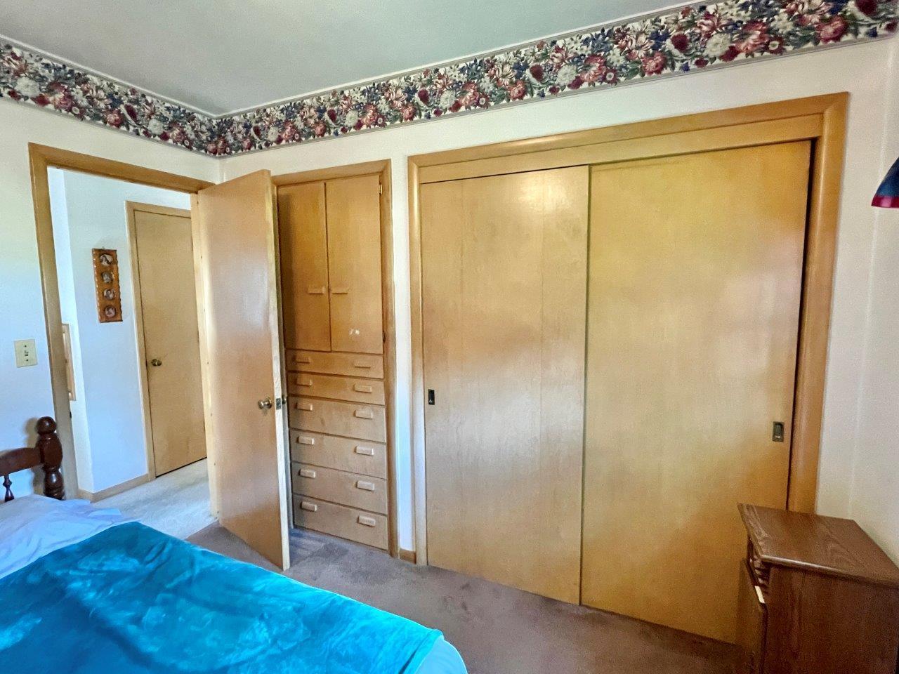7-Bedroom 2 (2).jpg