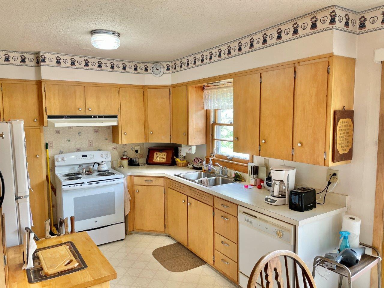 5-Kitchen (1).jpg