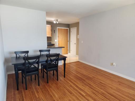 Living room ofThere is space for a small table as well as a snack bar.