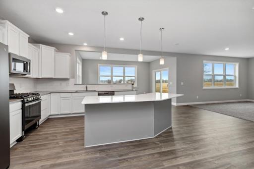 Open Design is perfect for entertaining! Colors and options may vary.