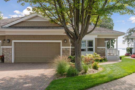 722 Widsten Circle, Wayzata, MN 55391