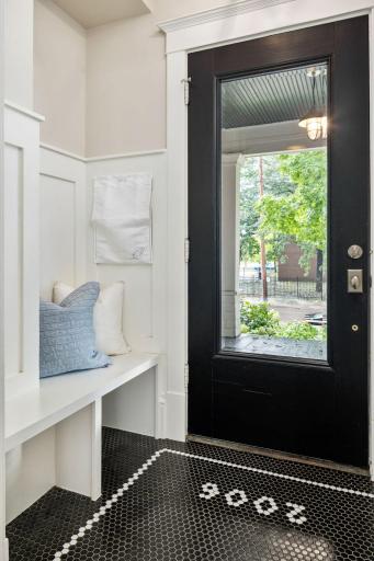2006 Penn Avenue S, Minneapolis, MN 55405