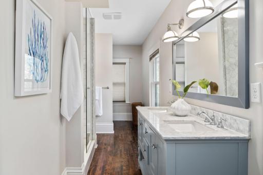 2006 Penn Avenue S, Minneapolis, MN 55405