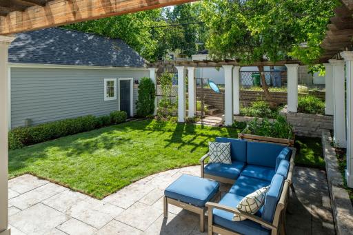 2006 Penn Avenue S, Minneapolis, MN 55405