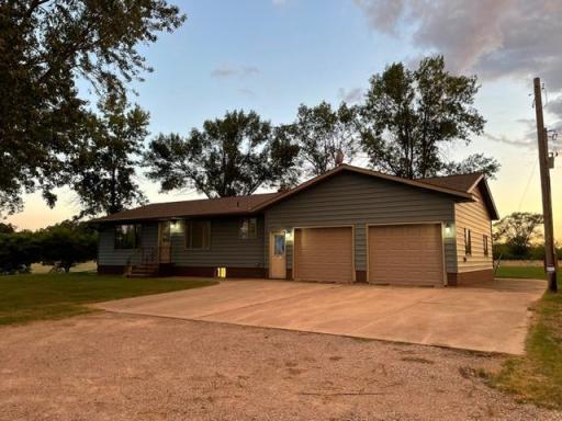 23447 County Road 23, Richmond, MN 56368