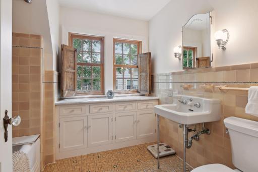 4501 Drexel Avenue, Edina, MN 55424