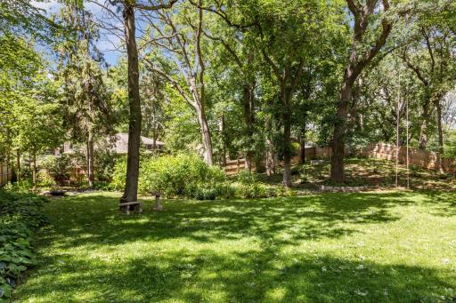 100 Parkview Terrace, Golden Valley, MN 55416