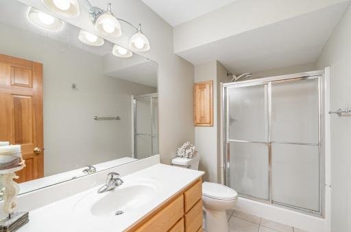 8635 Jewel Lane S, Cottage Grove, MN 55016
