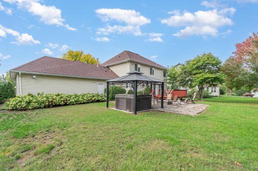 8635 Jewel Lane S, Cottage Grove, MN 55016