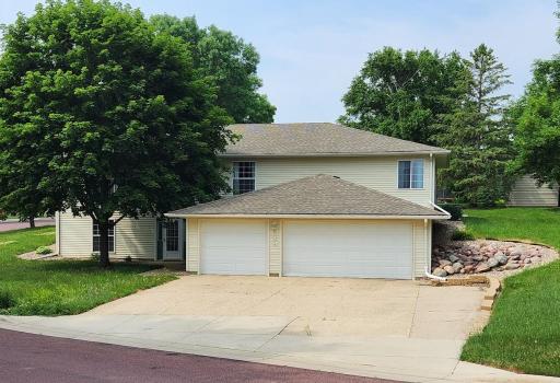 629 Plum Avenue, Windom, MN 56101