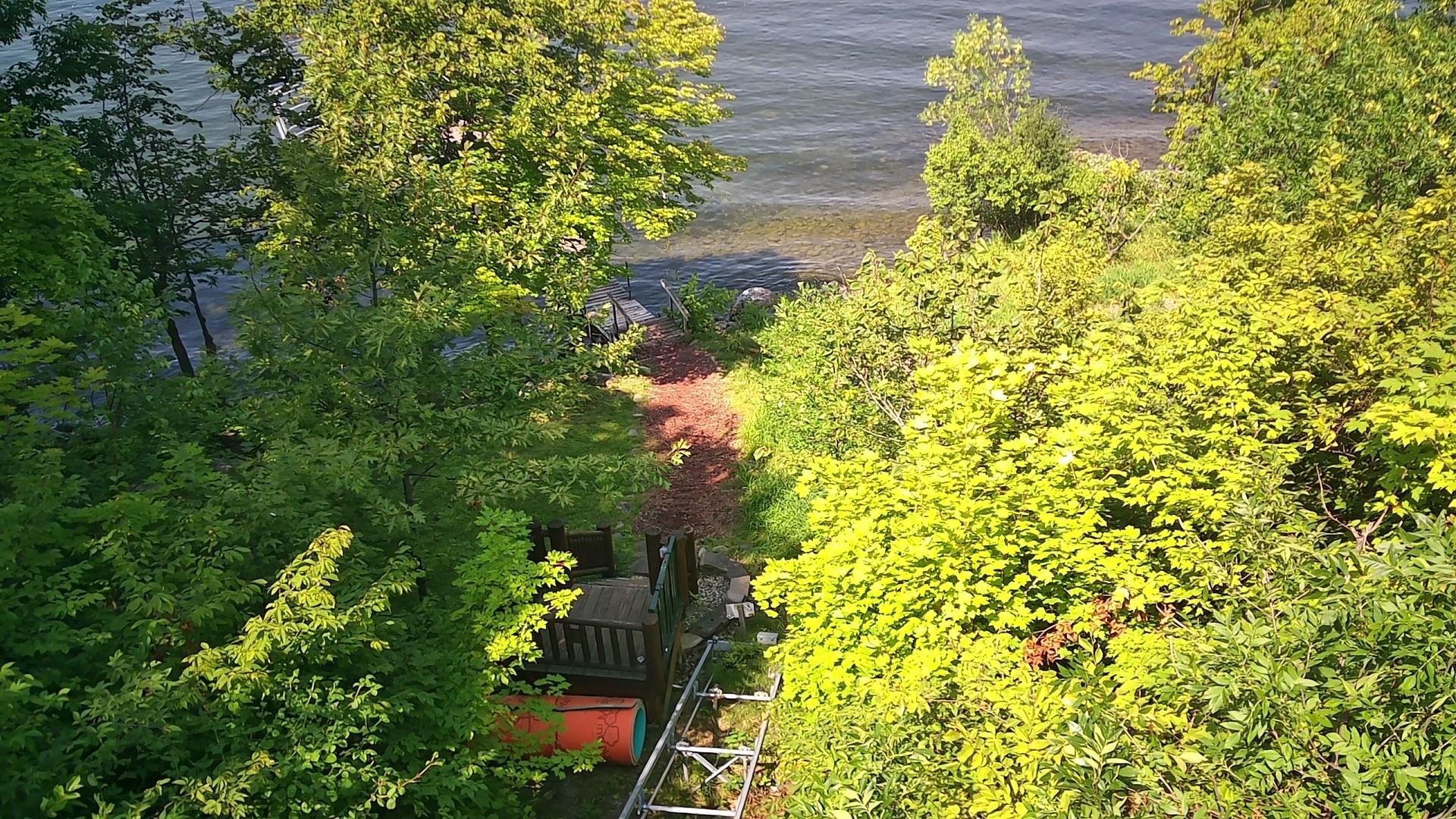 Level Frontage at the Water's Edge
