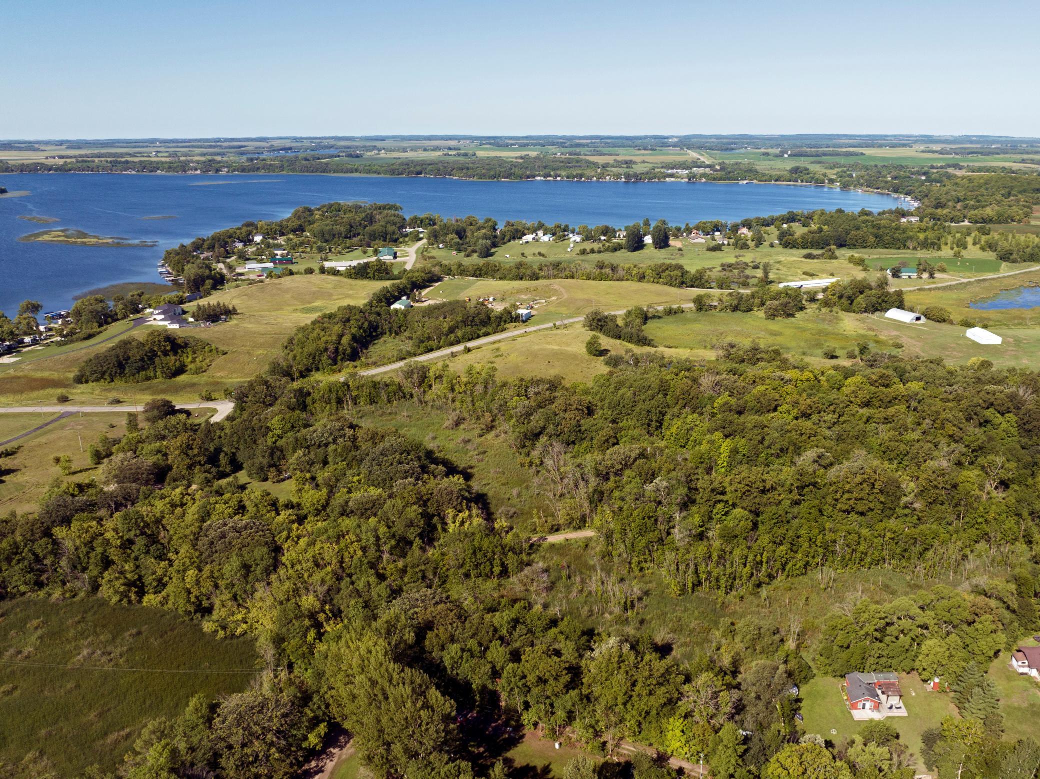 West towards Lake Lizzie