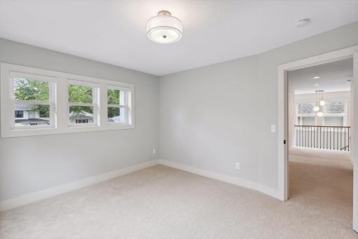5808 Ashcroft Avenue, Edina, MN 55424