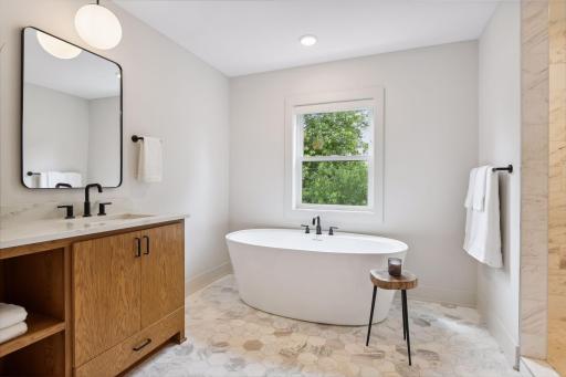 5808 Ashcroft Avenue, Edina, MN 55424