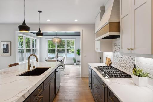 5808 Ashcroft Avenue, Edina, MN 55424