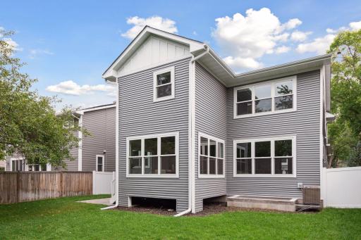 5808 Ashcroft Avenue, Edina, MN 55424