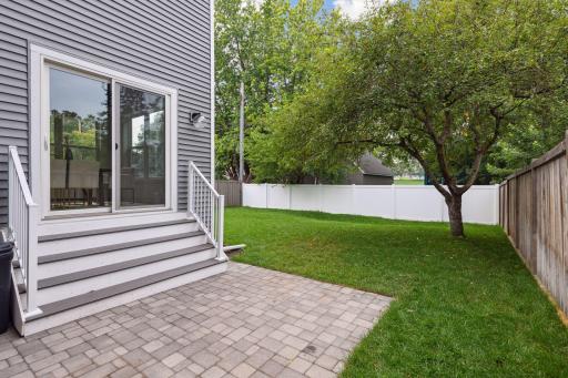 5808 Ashcroft Avenue, Edina, MN 55424