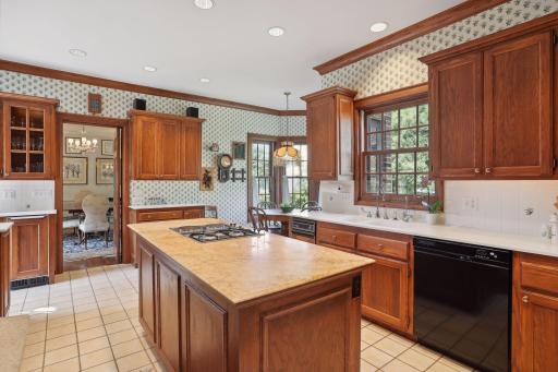 4825 Russell Avenue S, Minneapolis, MN 55410