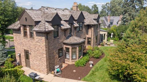 4825 Russell Avenue S, Minneapolis, MN 55410