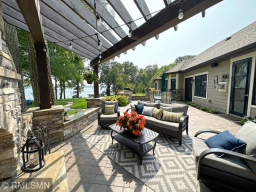 11628 Hoyer Avenue NW, Annandale, MN 55302
