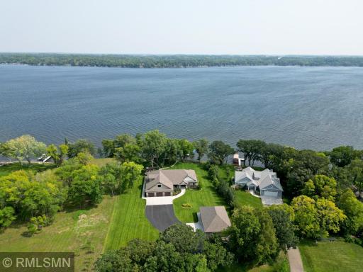 11628 Hoyer Avenue NW, Annandale, MN 55302